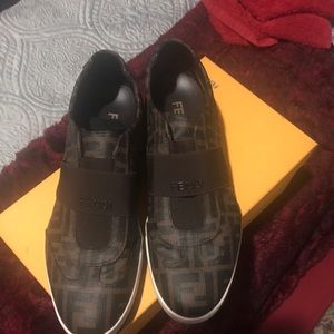 Men slip on fendi shoes